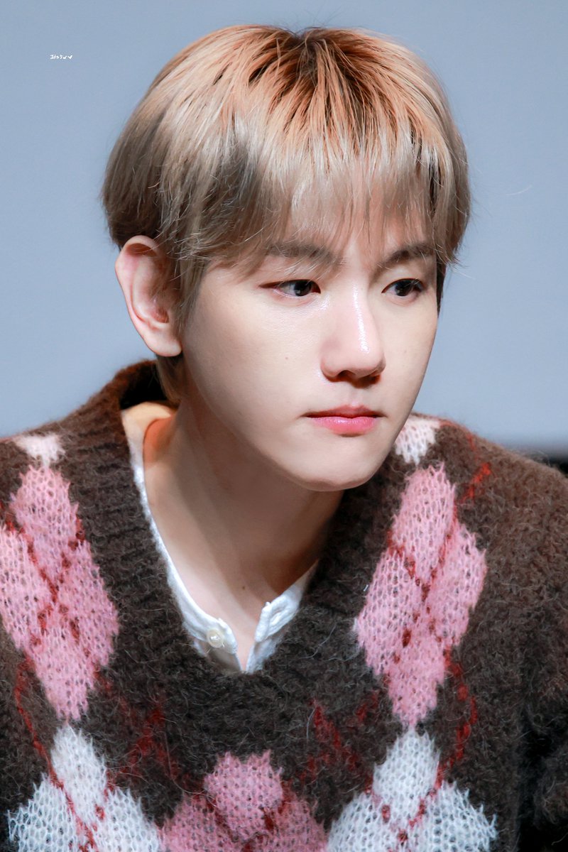 Its5o6's tweet photo. 251111 #백현 #BAEKHYUN
@B_hundred_Hyun https://t.co/hNWilEUIW2