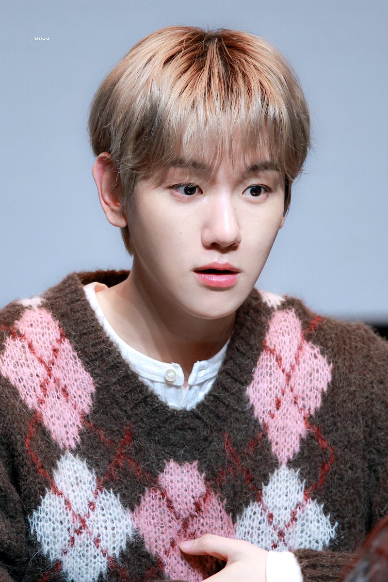 Its5o6's tweet photo. 251111 #백현 #BAEKHYUN
@B_hundred_Hyun https://t.co/hNWilEUIW2