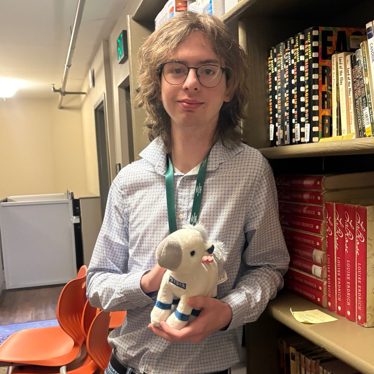 CommunityHS's tweet image. Congratulations to Derek on winning the Kenning Challenge! He is now the proud owner of a plush Sleipnir - Odin&apos;s eight-legged horse who is the son of Loki and the stallion Svadilfari from Norse mythology.
His winning entry: &quot;Dining Hall of Words&quot; for a library.