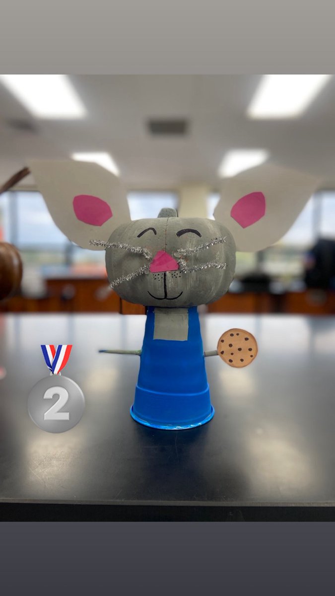 vphsleadership's tweet photo. Congrats to Charley, Kaylie, and Joy for winning Top 3 Best in Show for the Pumpkin Project! Your creativity, hard work, and attention to detail truly shined—your pumpkins look absolutely amazing! @ValleyParkSD #impactthroughaction https://t.co/6OZRjE15eH