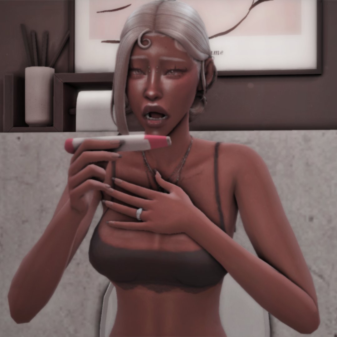 moontraitsims's tweet photo. uh oh https://t.co/xrH21HJM4s