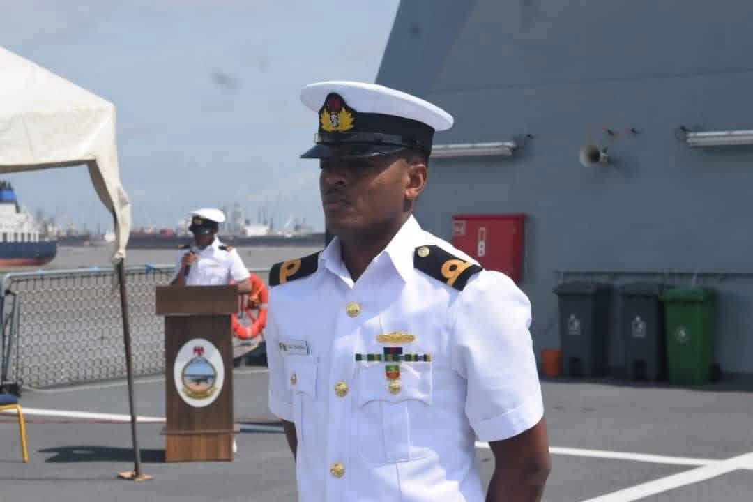 diadem_official's tweet image. Meet Lt. A. M. Yerima of the Nigerian Navy, an officer whose uniform carries not just rank, but character.

He understands that true power is doing what’s right, even when it’s inconvenient. He stood firm against impunity and against Nyesom Wike, proof that integrity still has a…