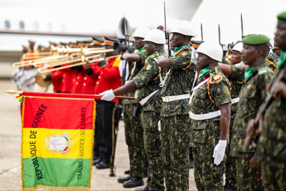 Perezida Paul Kagame kuri uyu wa 11 Ugushyingo 2025 yatangiye uruzinduko rw’akazi rw’iminsi ibiri muri Guinée-Conakry.

Biteganyijwe ko Perezida Kagame na Mamadi Doumbouya wa Guinée batangiza umushinga munini wo gucukura amabuye y’agaciro ya ‘Fer’, wa ‘Simandou Iron Ore Project’.