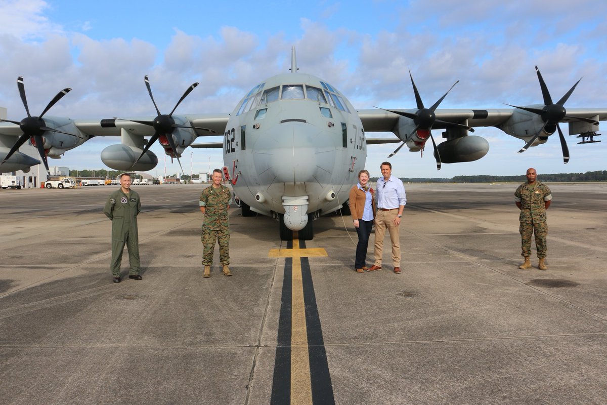 RepMarkWalker's tweet image. Happy Veterans Day to all who’ve served and are serving especially my favorite veteran, Capt. Kelly Walker. ⁦@USAFReserve⁩