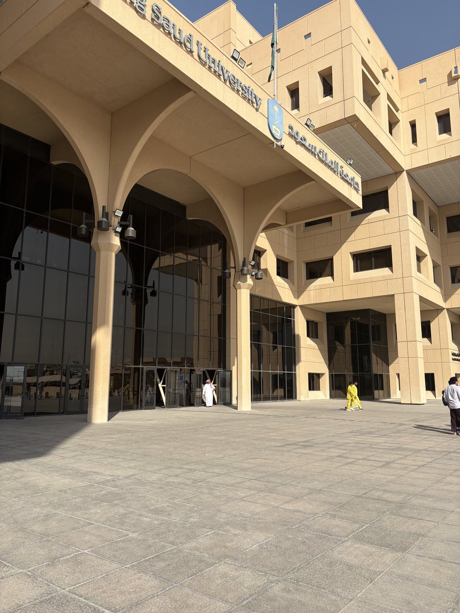 manaar448's tweet photo. سُعدت بحضوري ورشة اليوم عن ثقافة جامعة الملك سعود كانت تجربة رائعة وممتعة 

اشكر دكتورة ريم لترشيحي للحضور 💜💜 https://t.co/Zv5i7hL7GD