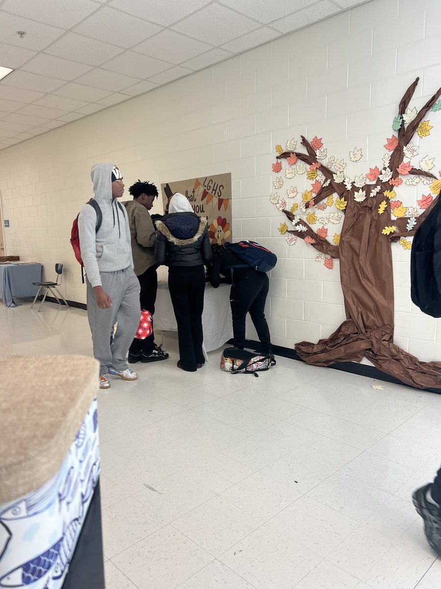 Lisa Pearce tweet media