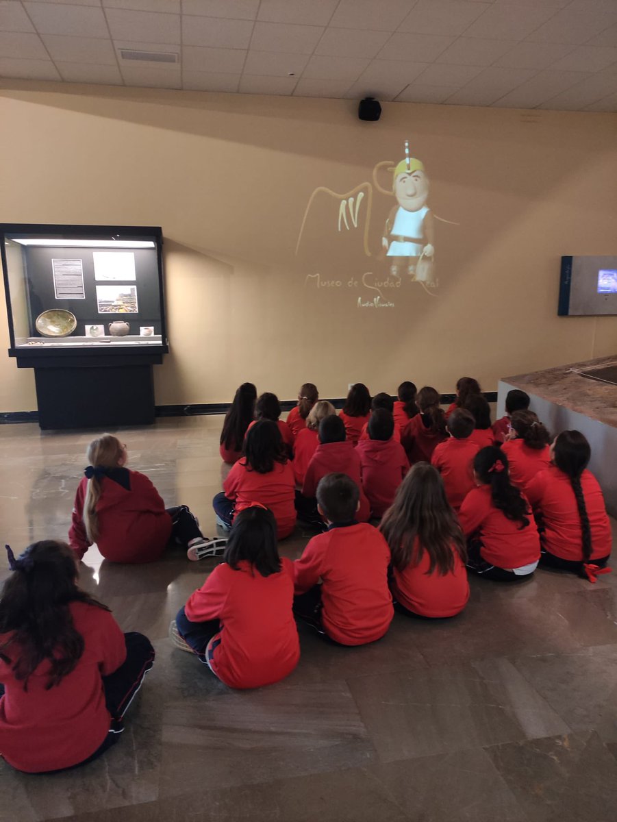 Colegio San José de Ciudad Real tweet media