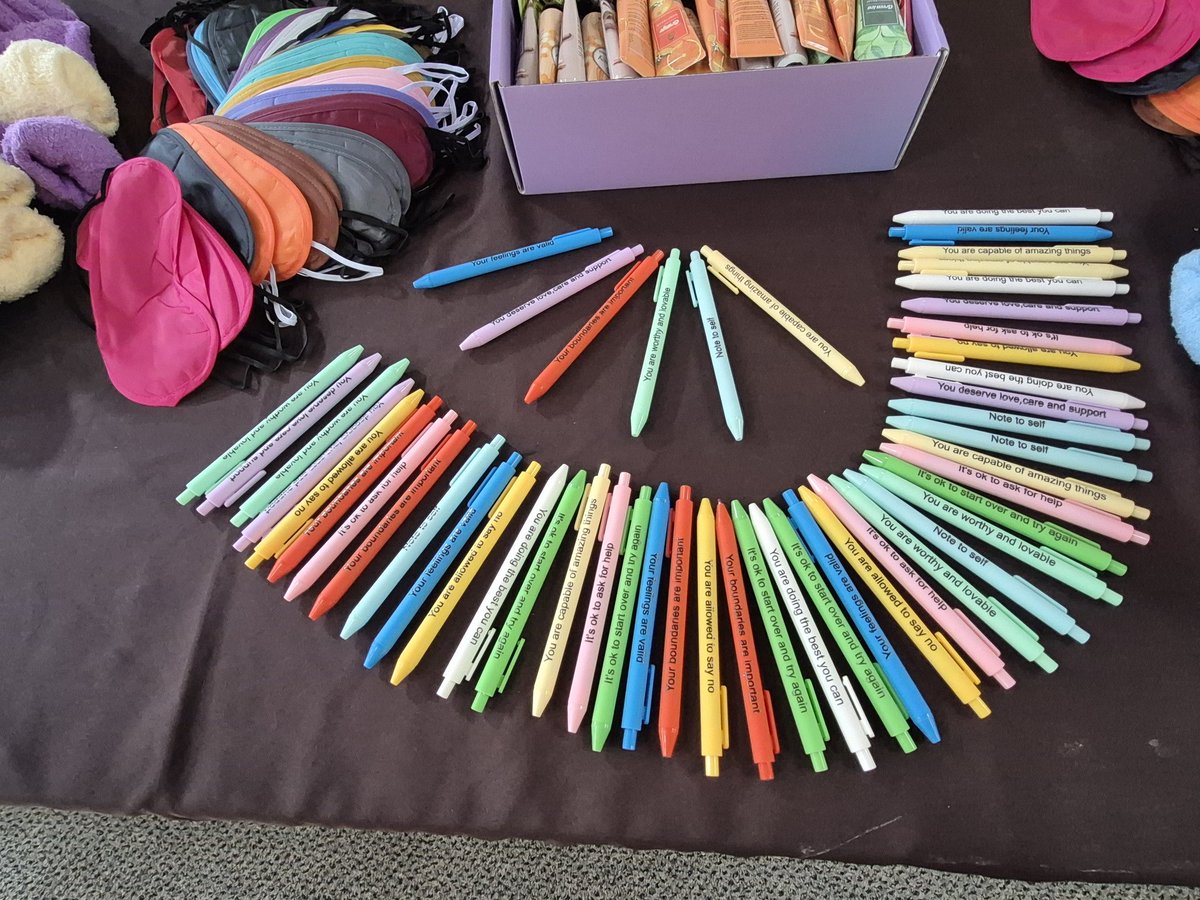 idit_lev's tweet image. Women rabbis swag
חוגגות 40 שנה להסמכת נשים לרבנות