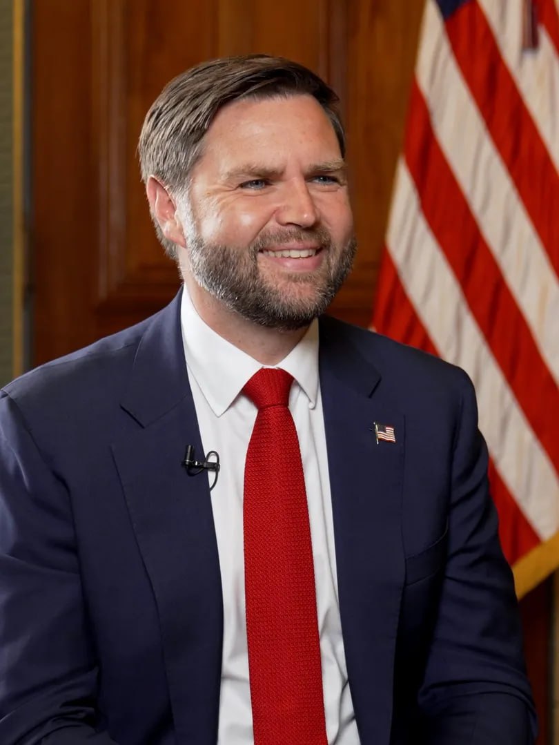 StandUpForTrmp's tweet photo. As of today, how would you rate your level of support for JD Vance?

A. Very Strong Support (100%)
B. Strong Support (75%)
C. Moderate Support (50%)
D. Limited Support (25%)
E. No Support (0%) https://t.co/nbcHylUgna