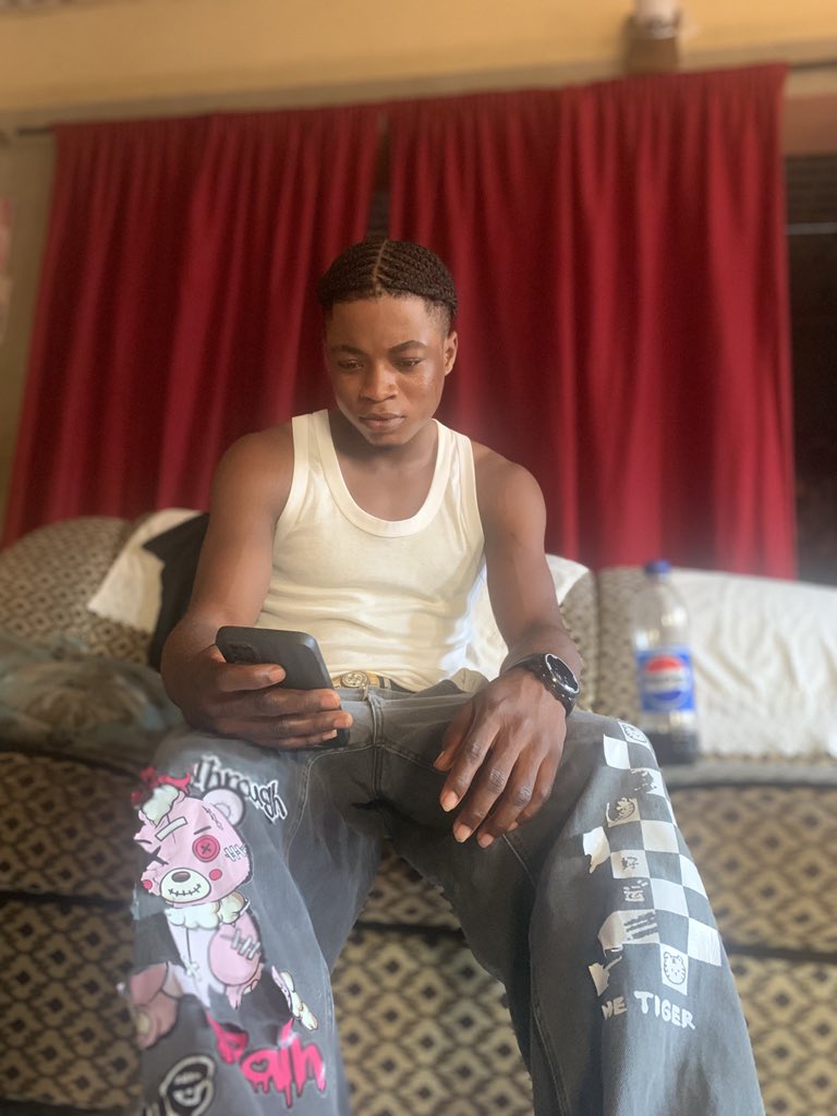 kingdanger381's tweet photo. My boy is handsome joor
#viralpost #popular #fypシ #love https://t.co/MIw2hXEBqc