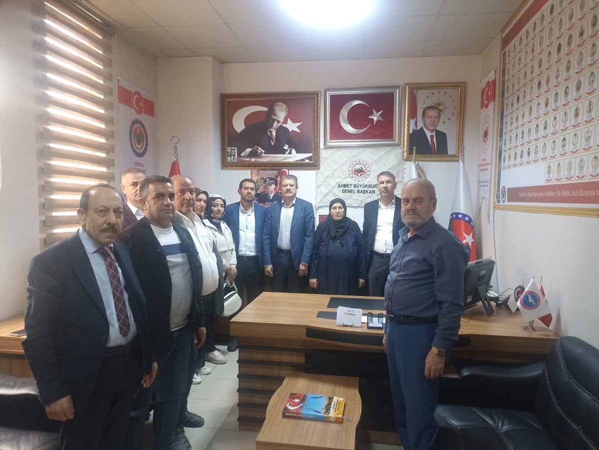 Anadolu kamuda çalışan şehit ve gazi aileleri sosyal yardımlaşma  dayanışma derneği yenişehir ilçe başkanımız ⁦<a href="/karahanender1/">Ender KARAHAN</a>⁩ kadın kolları başkanımız @gülşenbünül ve teşkilat mensuplarımızla ziyaretimiz ⁦<a href="/omer_iler/">Ömer İler</a>⁩ ⁦<a href="/AvukatErsanAksu/">Ersan AKSU🇹🇷</a>⁩ ⁦<a href="/hakanaksu058/">Hakan AKSU 🇹🇷</a>⁩ ⁦