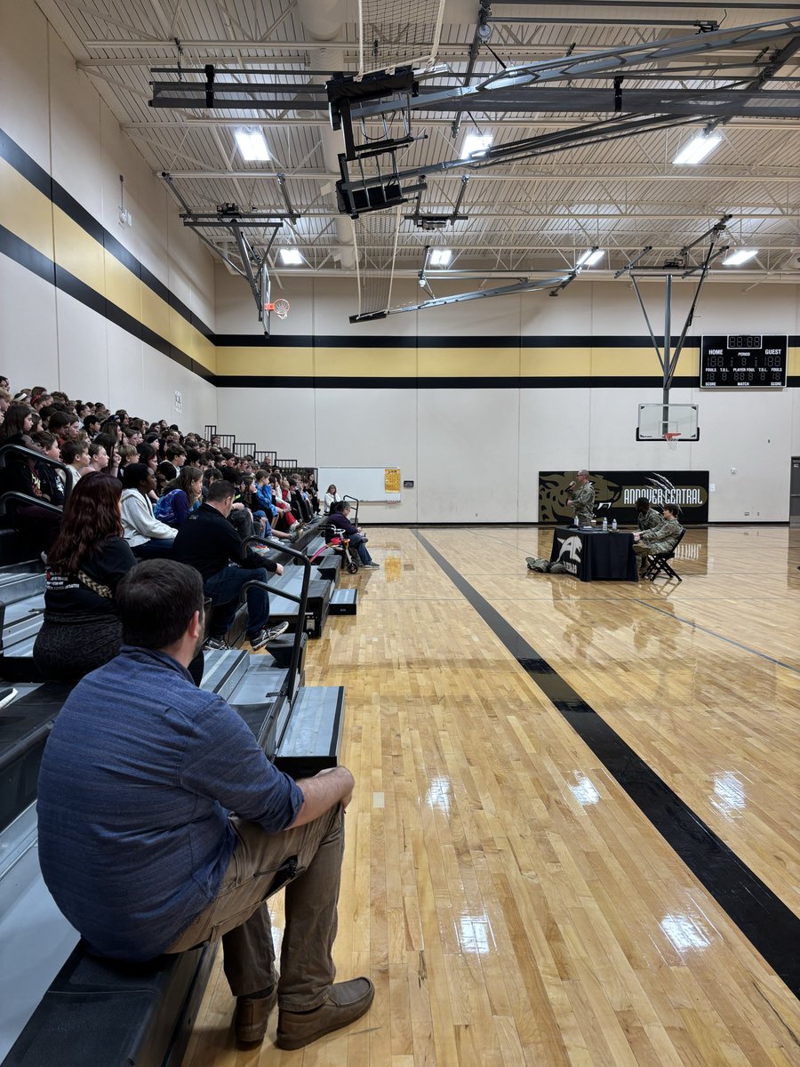 Central Middle tweet media