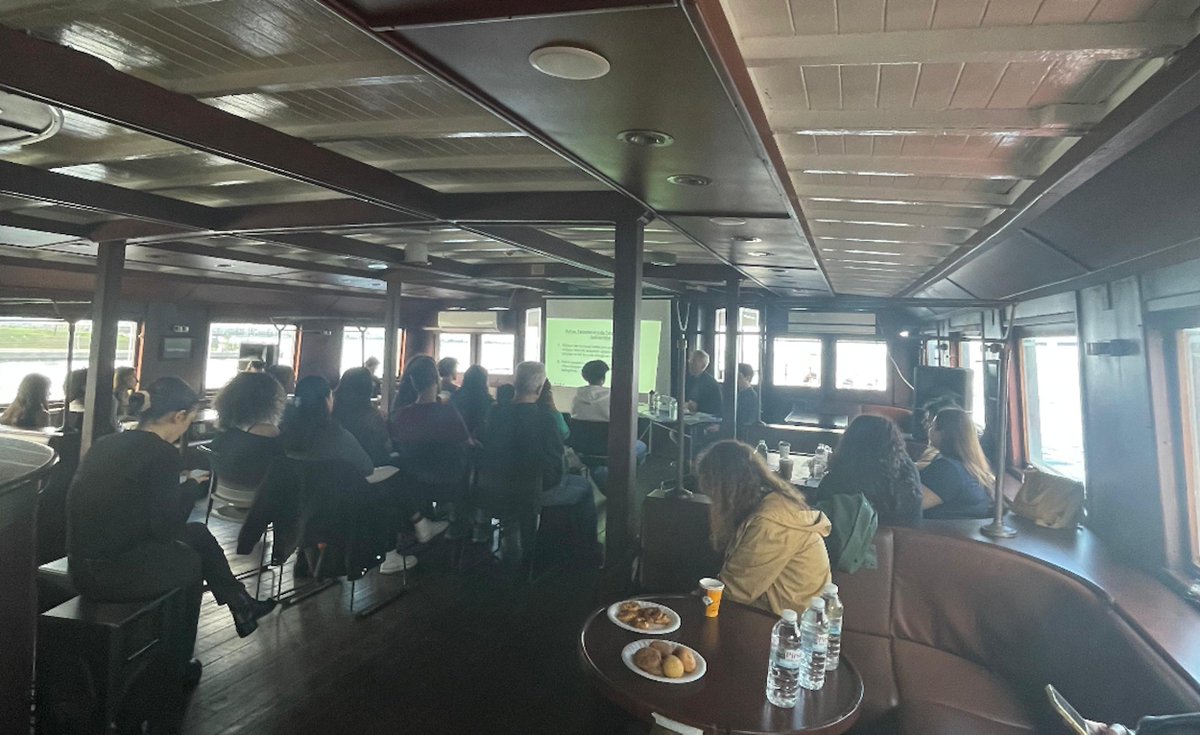 İEÜ Siyaset Bilimi ve Uluslararası İlişkiler tweet media