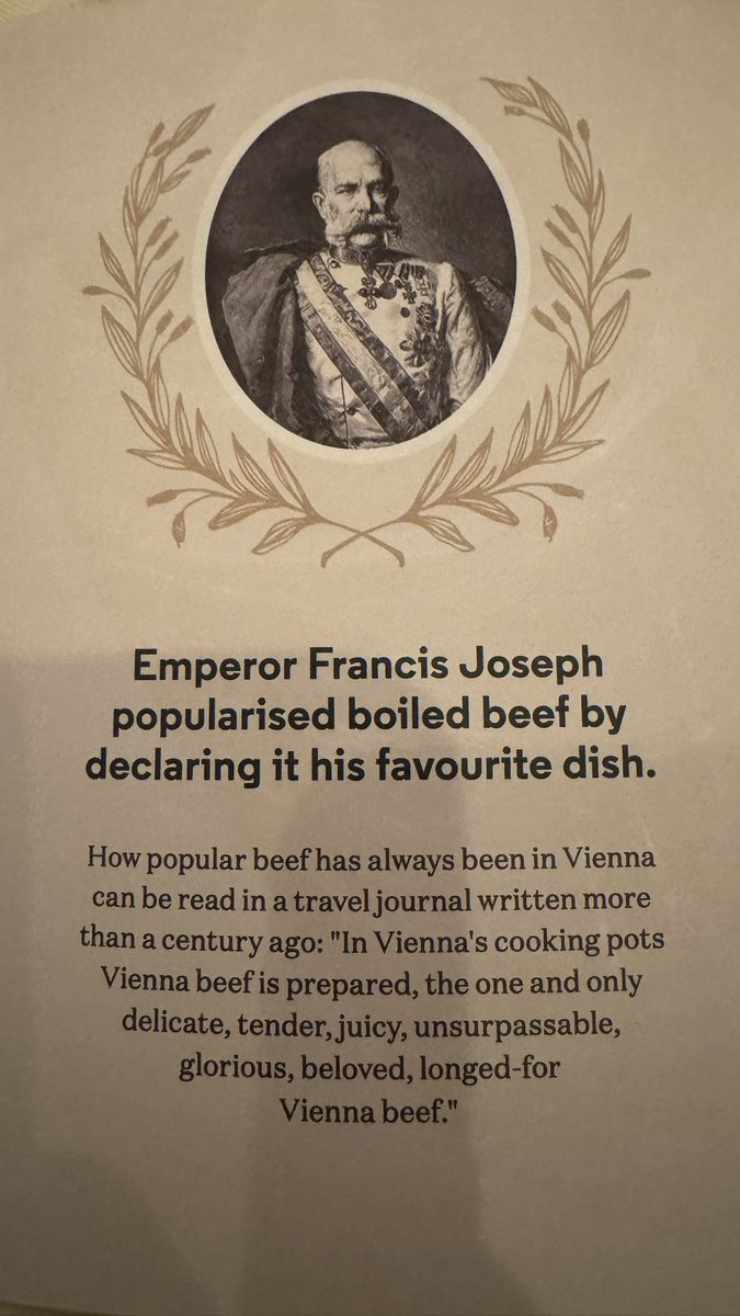 Tarihi Lezzet Molası! 🍽️
Avusturya'nın Viyana'da meşhur, İmparator Franz Joseph'in favorisi olan o haşlanmış dana etini (Tafelspitz) denedim. Çok iyiydi👍🏻! 🇦🇹😋
#Viyana #AvusturyaMutfağı #FranzJoseph #TarihiLezzet