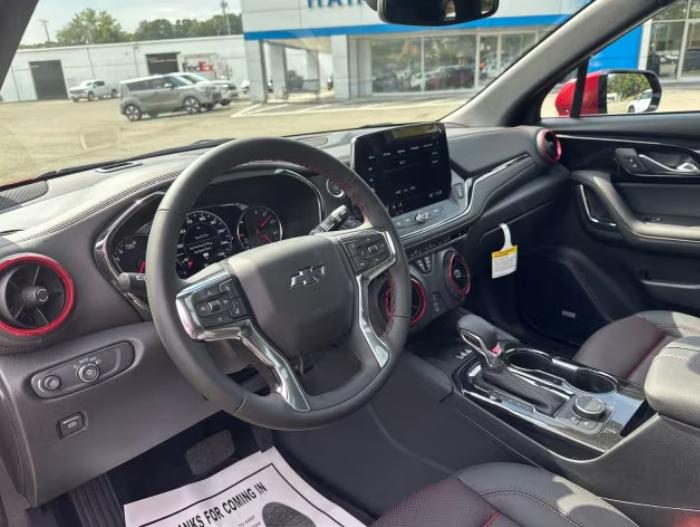 HarveysGM's tweet image. Test-drive this sporty 2025 Chevrolet #Blazer RS at Harvey's GM! This premium Chevy Blazer features Radiant Red exterior paint, 4WD, leather interior, and adaptive cruise control. bit.ly/3LpXOm1