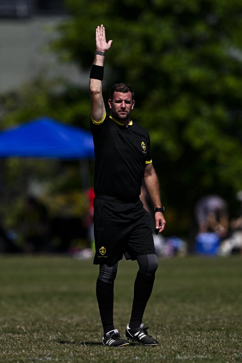 jnrpremleague's tweet image. 💪 Referee Spotlight Week!

This week, we’re celebrating the match officials! Without the referee, games don’t go ahead!

Thank you to all Match Officials in the Junior Premier League!

#JPL #JuniorPremierLeague #Referee