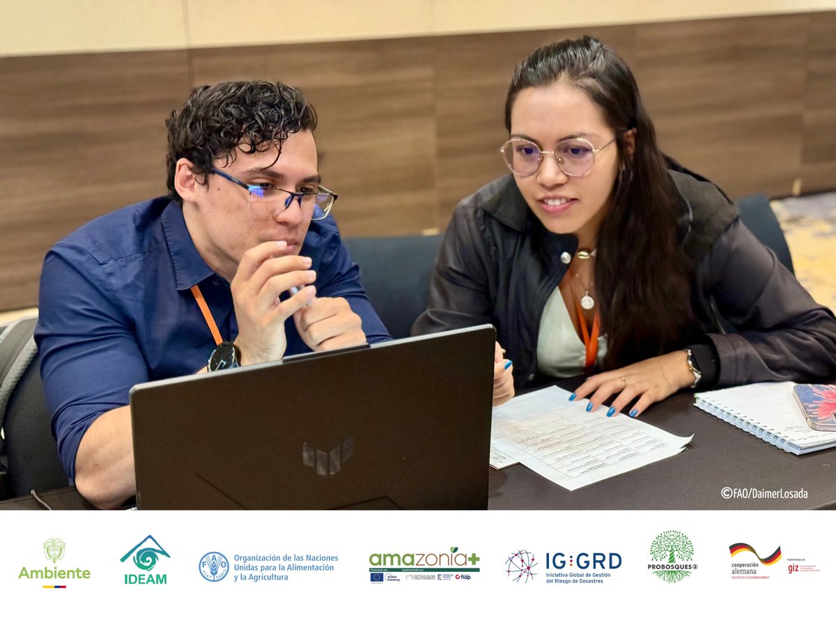 FAO_Colombia's tweet photo. Trabajamos articuladamente en cuatro módulos: monitoreo y alertas tempranas; verificación de incendios vía sensores; reporte nacional de áreas afectadas; y modelación de ecosistemas sensibles y regímenes de fuego. @UNGRD @CanadayColombia @MinAmbienteCo @IDEAM @UEenColombia https://t.co/eS7wIFDcu6