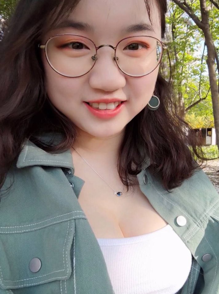 HXHMTG's tweet photo. A0013 秦皇岛少妇 喜欢被辱骂 趁女儿睡着在女儿身边和野男人偷情 想要投稿曝光或者交友的私信我
#反差婊 #母狗 #射屏 #曝光 #社死 #秦皇岛母狗 https://t.co/6T2C9HcnSa