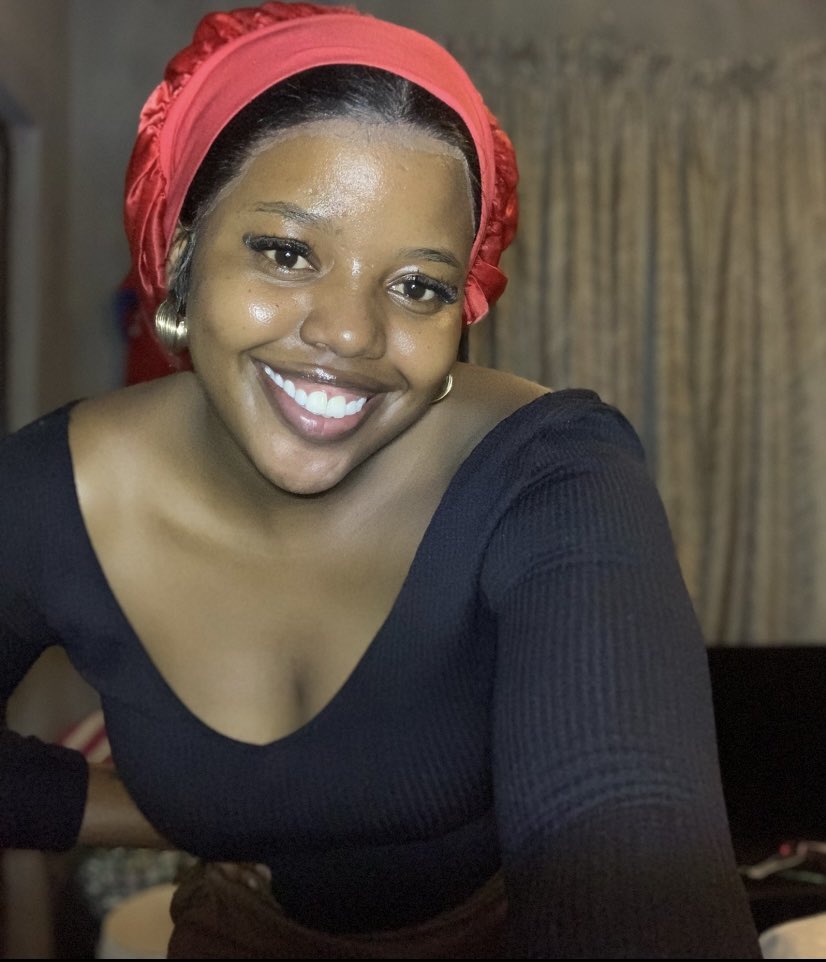 Kgadi_yaMoloto's tweet photo. 19:30 we have a small meeting.Helping the small accounts reach their 500 verified followers.🥹❤️ https://t.co/Yn2dOGD724