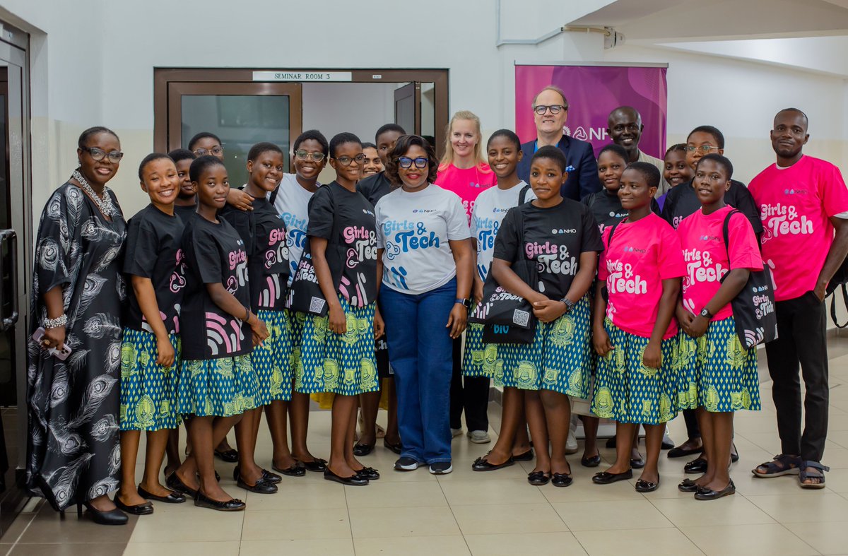 UnivofGh's tweet image. Last week, VC Prof. @aba_amfo joined stakeholders, including the Norwegian Ambassador H.E. John Mikal Kvistad, to launch the GEA–NHO Girls &amp;amp; Technology Programme, which aims to empower girls in STEM.

📸: Christian Kabu Kudiabor

#UGCommunity #GirlsInTech #STEMEducation