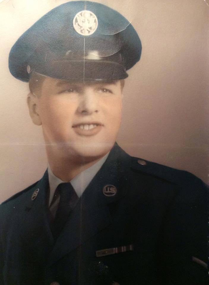 lancetmitchell's tweet photo. Happy Veterans Day to my two heroes!! 🇺🇸🇺🇸🇺🇸🇺🇸 https://t.co/Ow7dhGuj6C