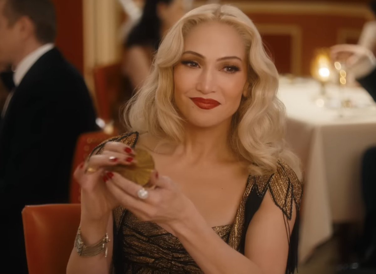 FilmUpdates's tweet photo. Jennifer Lopez will be honored with the Equity in Entertainment Award at The Hollywood Reporter’s Women in Entertainment Breakfast Gala

(Source: https://t.co/Xx0GihuY6f) https://t.co/DNnwtyuk5B