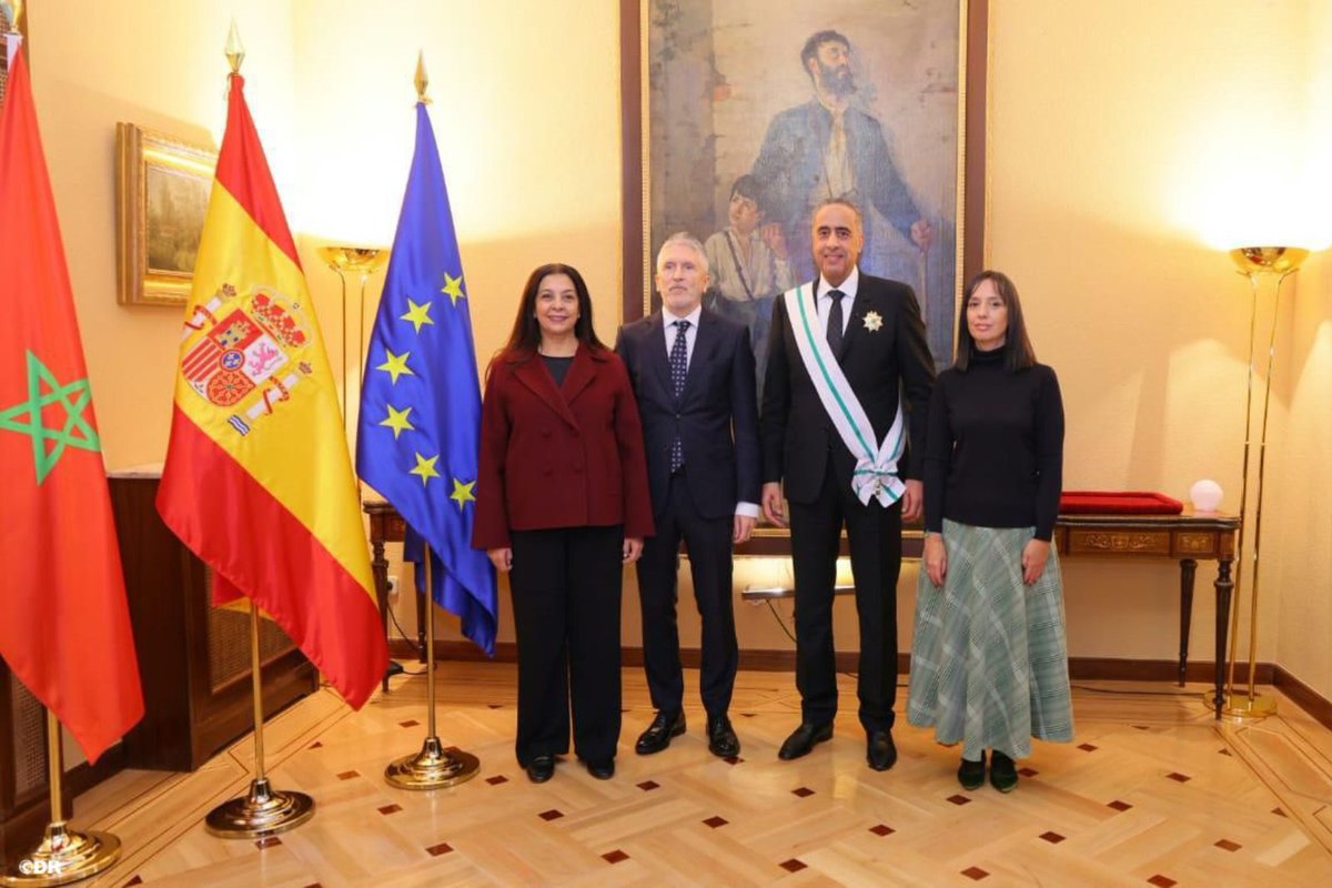 Hammouchi recibe en Madrid la Gran Cruz de la Orden del Mérito de la Guardia Civil española

rs.map.ma/49eD6PQ