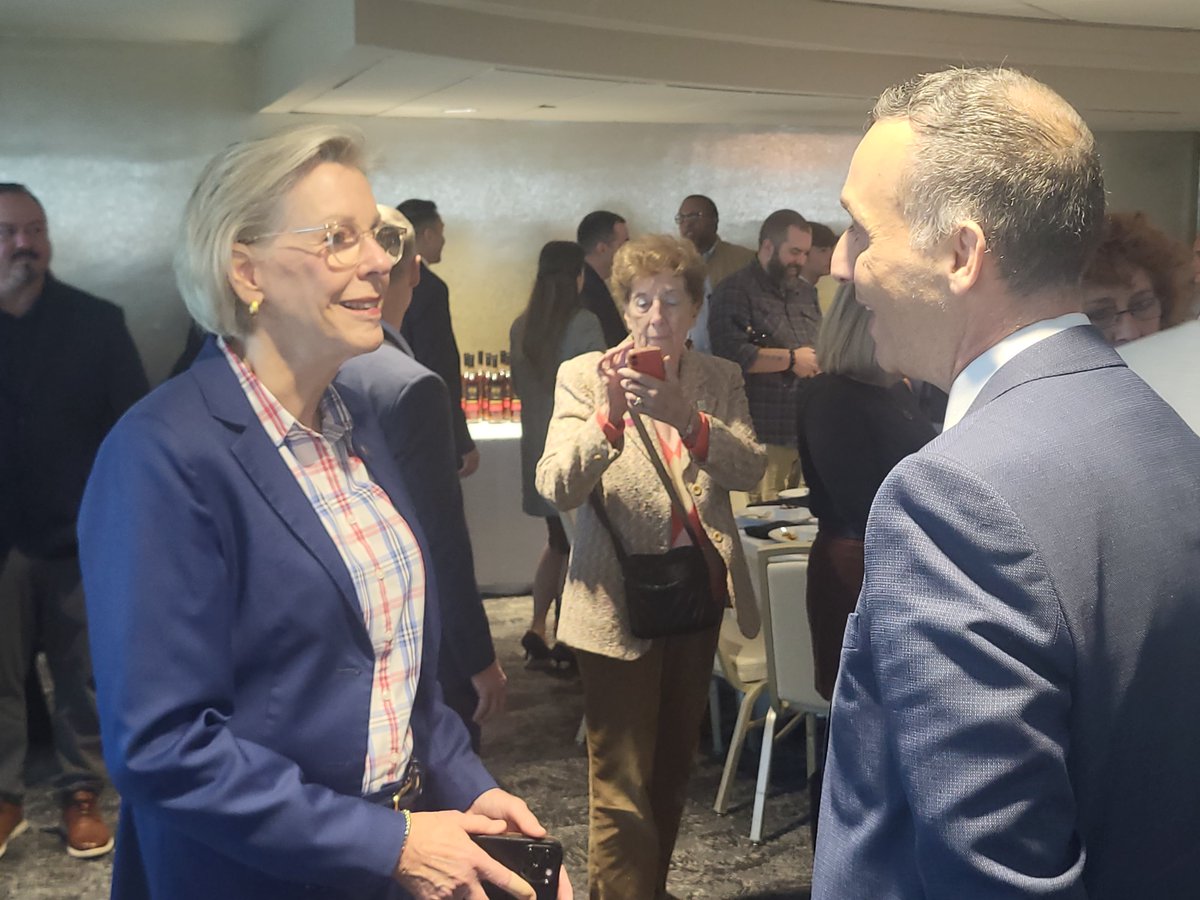 Honoring our heroes at <a href="/TheTampaClub/">The Tampa Club</a> Veterans Day Breakfast with Mayor Jane Castor and Elevate clients <a href="/av_waves/">AV-Waves</a>, <a href="/TeamLogicIT/">TeamLogic IT</a>, <a href="/shrinershosp/">Shriners Children's</a>. <a href="/pateltimes/">pateltimes</a> #VeteransDay #ElevateTampa #HelpingOurCity