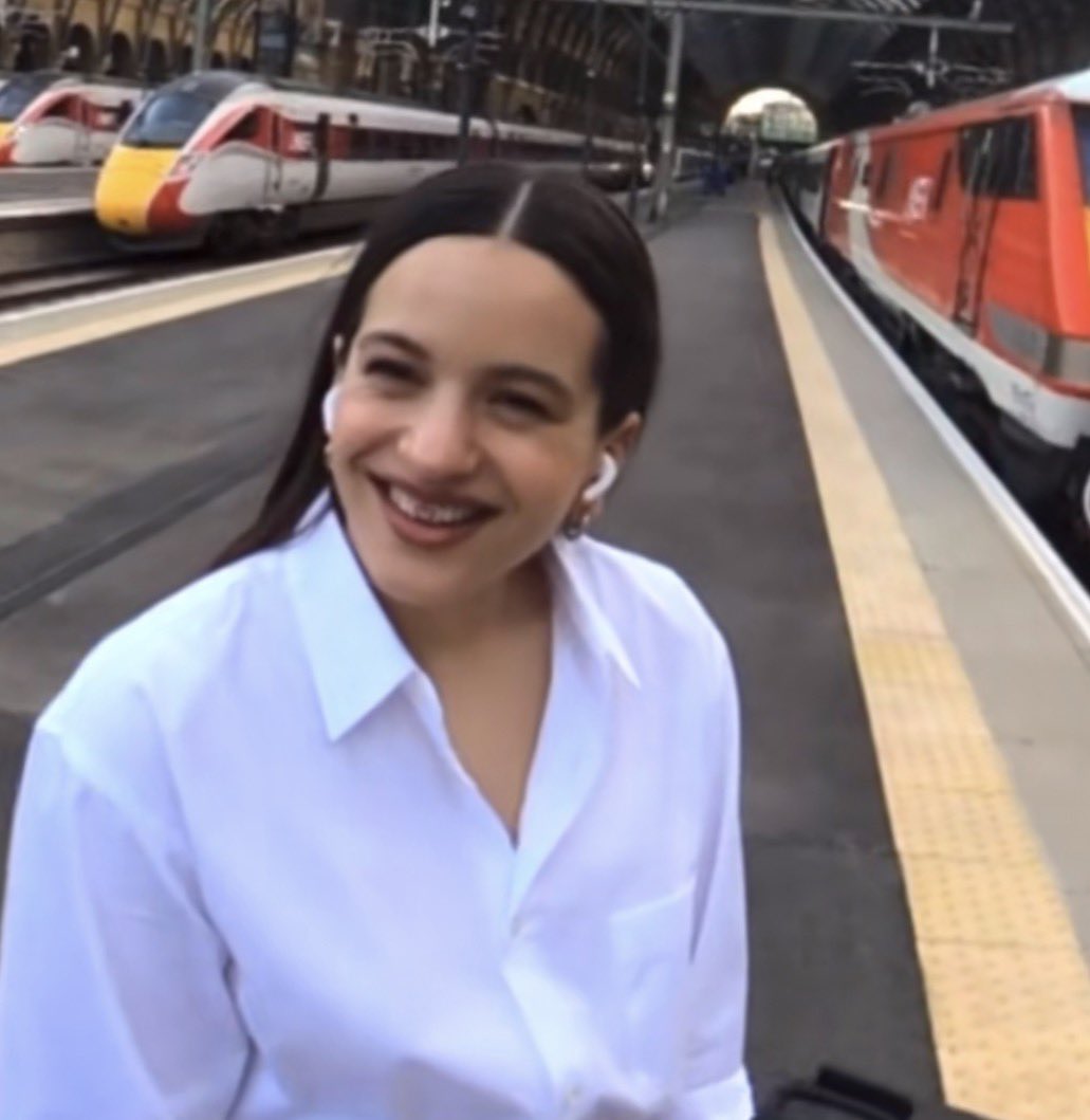 had a spanish exam today and there was a whole section about rosalía