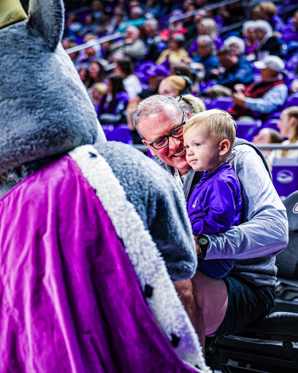 JMUWBasketball's tweet photo. To the @TheJMUPepBand and fans - let's keep it rolling 🛞

#GoDukes https://t.co/MNtPDVfZYn
