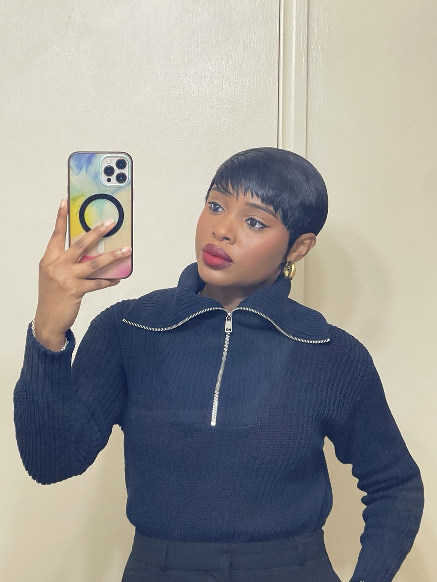 Prettyfaze's tweet image. #Workstyle