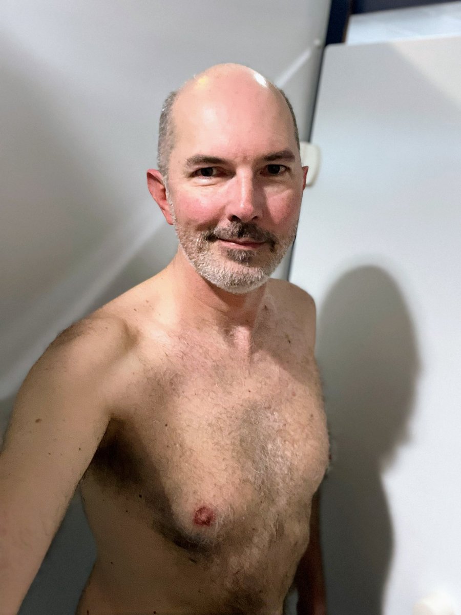 Hommage à <a href="/UnMecALaPiscine/">That guy 🏊</a> 😂

853🏊‍♂️