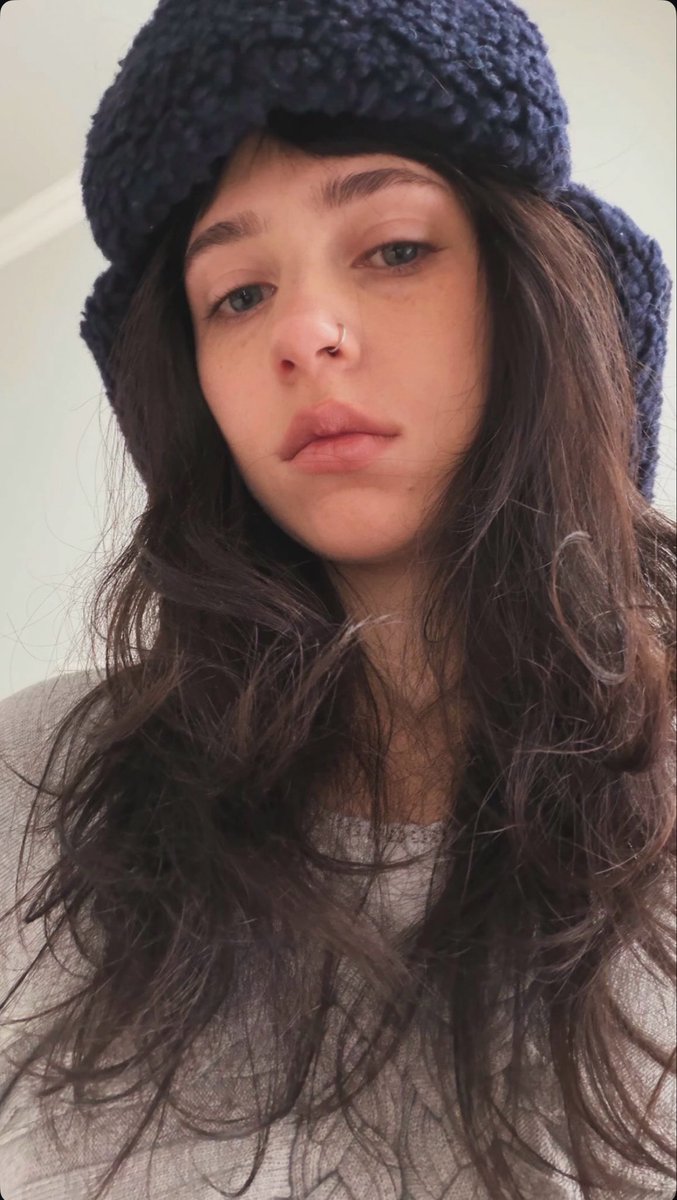 clairoshq's tweet photo. Clairo via IG story ❄️ https://t.co/FO9XjhUeXu