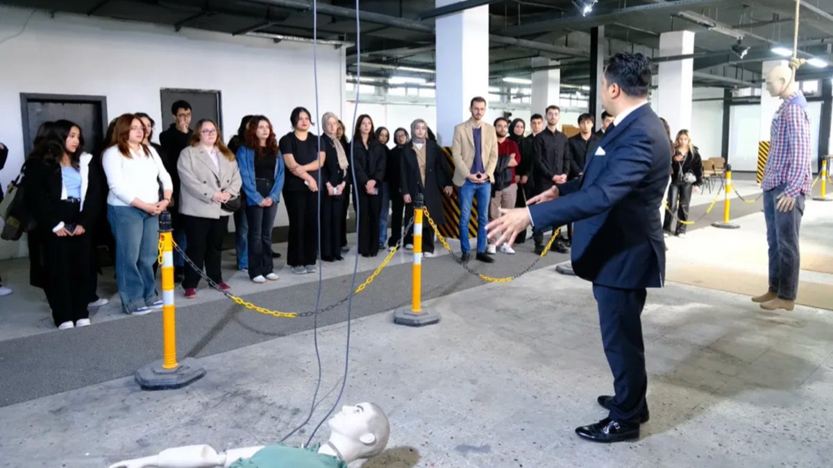📍Türkiye Adalet Akademisi 

"Hukukun Merkezinde Bir Gün" projemiz kapsamında KTO Karatay Üniversitesi Hukuk Fakültesi öğrencilerimizle Türkiye Adalet Akademisi'ni ziyaret ettik.