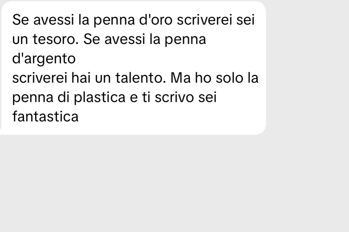 voglionote's tweet photo. Gli ultimi romantici 😂😂😂😂😂😂 https://t.co/eDyswwDcNh