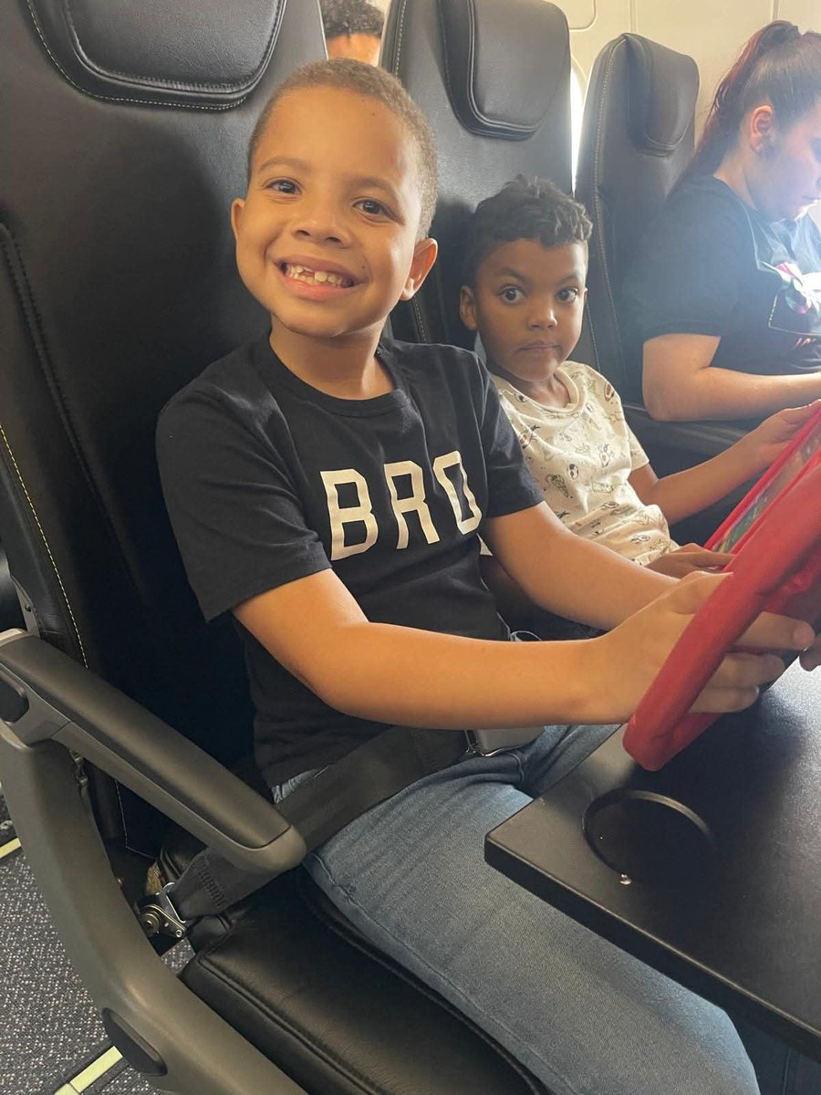 CUMPLEN AÑOS NUESTROS NIETOS #THIAGODELIS Y #VICTORALONSO LA GRACIA DE DIOS LOS ACOMPAÑAN SIEMPRE, SALUD y LARGA VIDA, CON DIOS...AMENNN <a href="/Silvio_Herasme/">Silvio Herasme</a> <a href="/VictorHerasme/">Victor Herasme</a> #CRIS <a href="/sotica20/">Eleuterio Olivero</a> <a href="/DeliaMHerasme/">Delia Herasme</a> <a href="/GrecoHerasme/">Greco Herasme</a> <a href="/regilhd007/">Regil Y. Herasme</a> <a href="/jhlherasme/">Josserand Herasme L</a> <a href="/Llawengaft/">Julio Herasme</a> <a href="/HerasmediJovial/">Silvio E. Herasme M.</a> <a href="/zaritaherasme/">Zarita Herasme T</a>