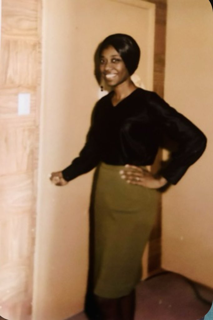 _n4jy's tweet photo. goodbye grandma, see you in the next life https://t.co/aDrKrA7F5o