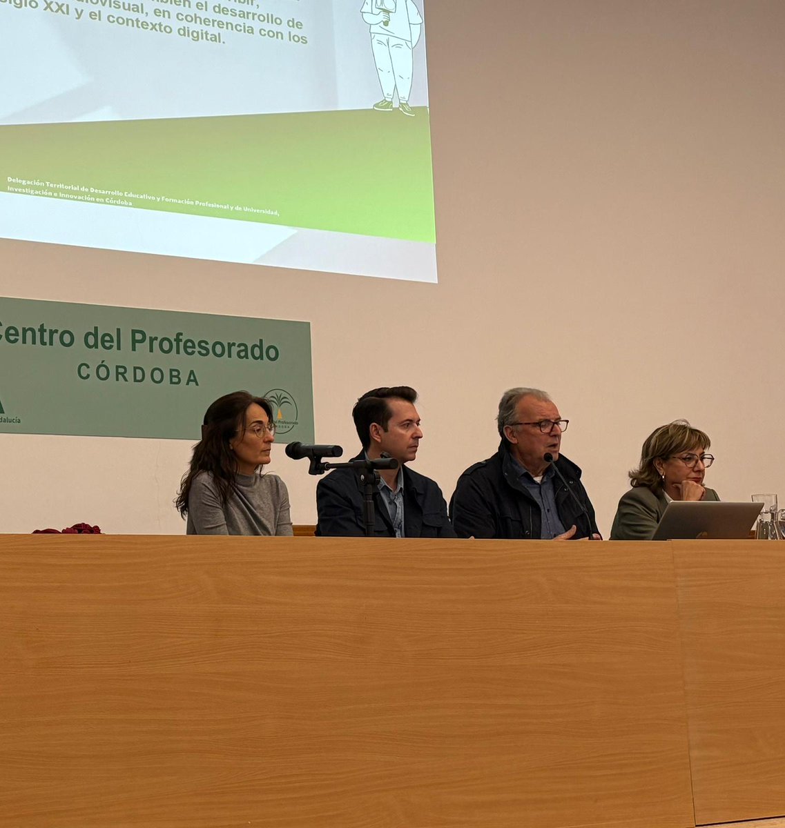 Manuela Fernández tweet media