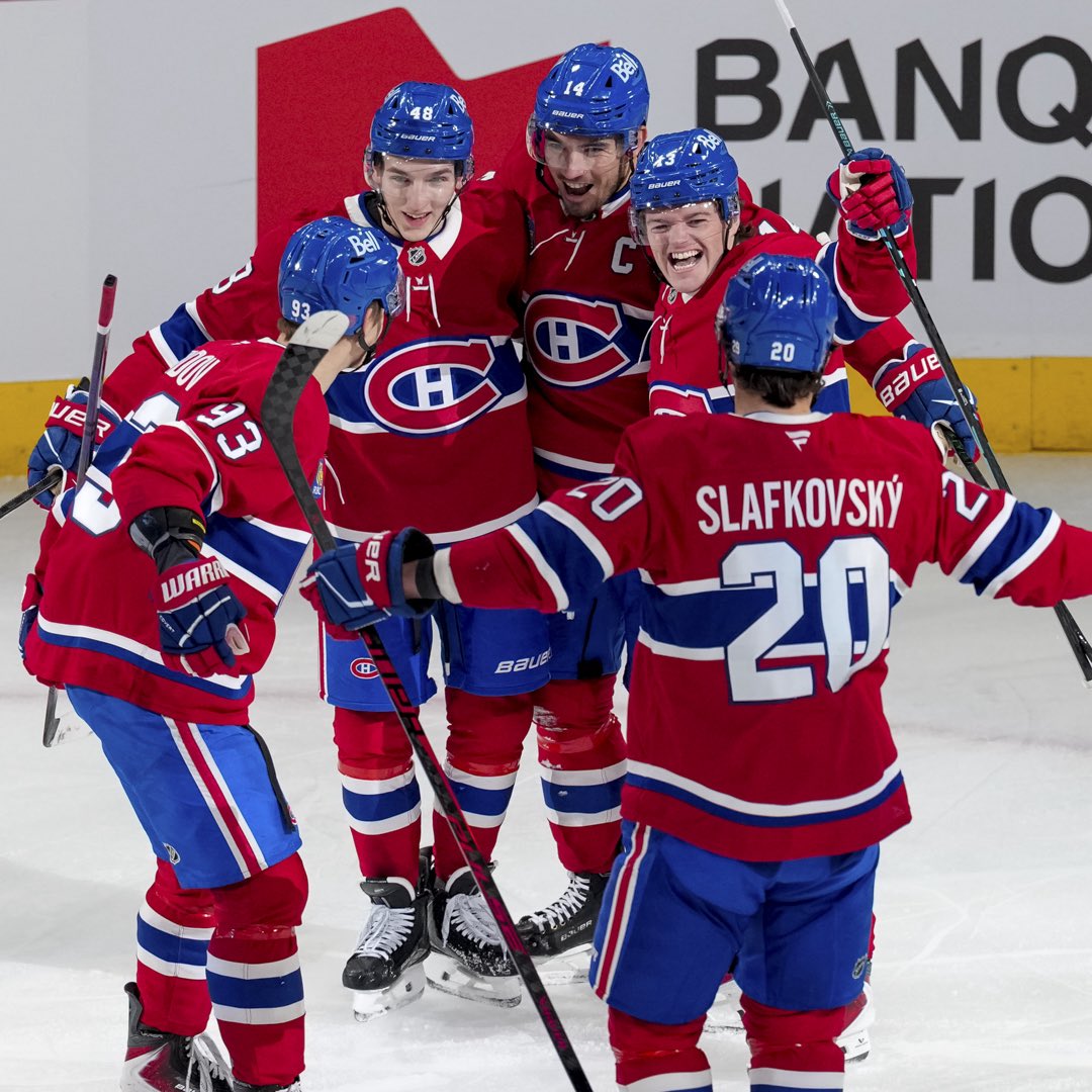 smilebrini's tweet image. been seeing a lot of intros lately so hii #hockeytwt!!

☆ 23, she/her

☆ new to hockeytwt but not hockey, i’ve been attending sharks games since I was a baby

☆ mainly sharks and habs

☆ mc71, ws2, sd6, js20, cc13 &amp;amp; more!

☆ also kpop/anime fan!

#thefutureisteal  #GoHabsGo