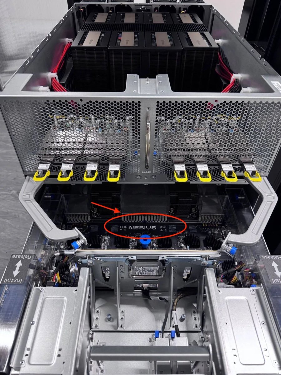 kevinsxu's tweet image. A few high level thoughts after processing both CoreWeave and Nebius&apos;s earnings:

Main storyline: CoreWeave vs Nebius is now becoming CoreWeave wants to become Nebius

Here&apos;s why:

- Nebius&apos;s strength is having developer-friendly software and multi-tenant expertise in operating a…