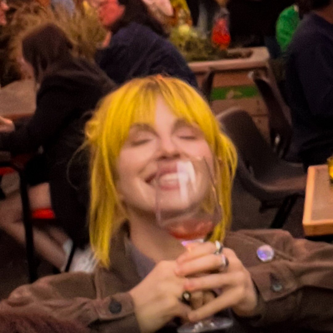 ode2trees's tweet image. we will get tickets to the hayley williams at a bachelorette party tour ✨️