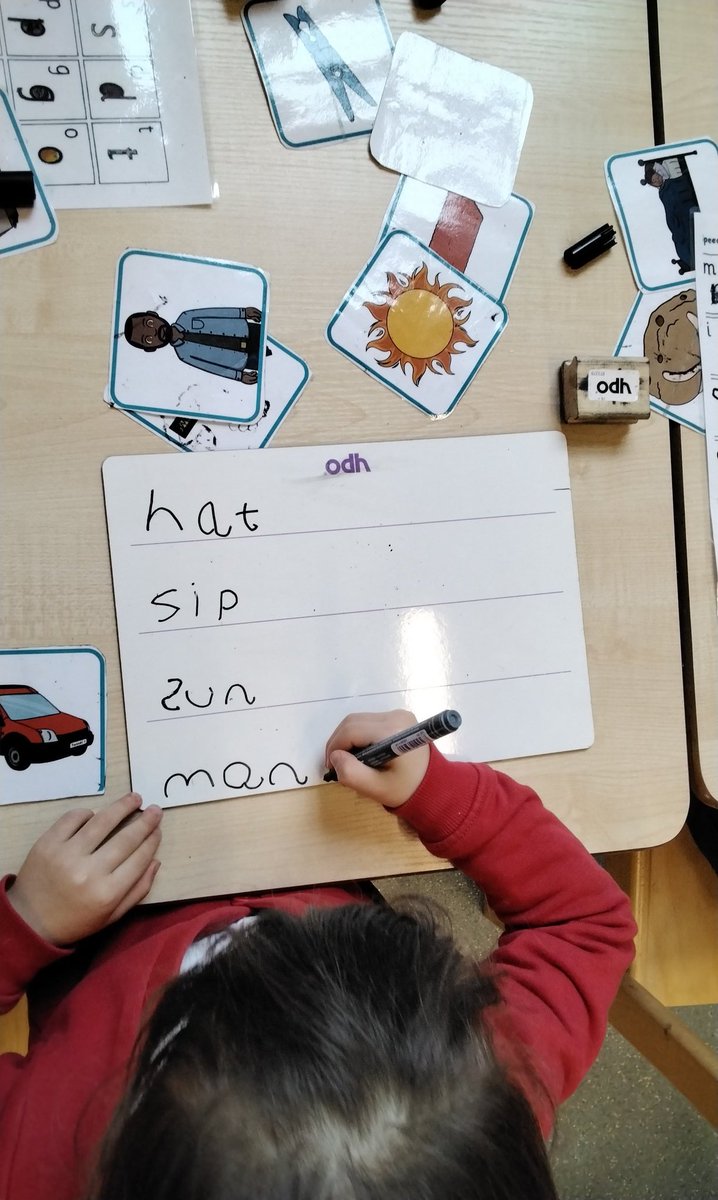 MarlboroughPrim's tweet image. Look at Reception's super writing! #EYFSWriting #ReceptionWriting #CVCWords