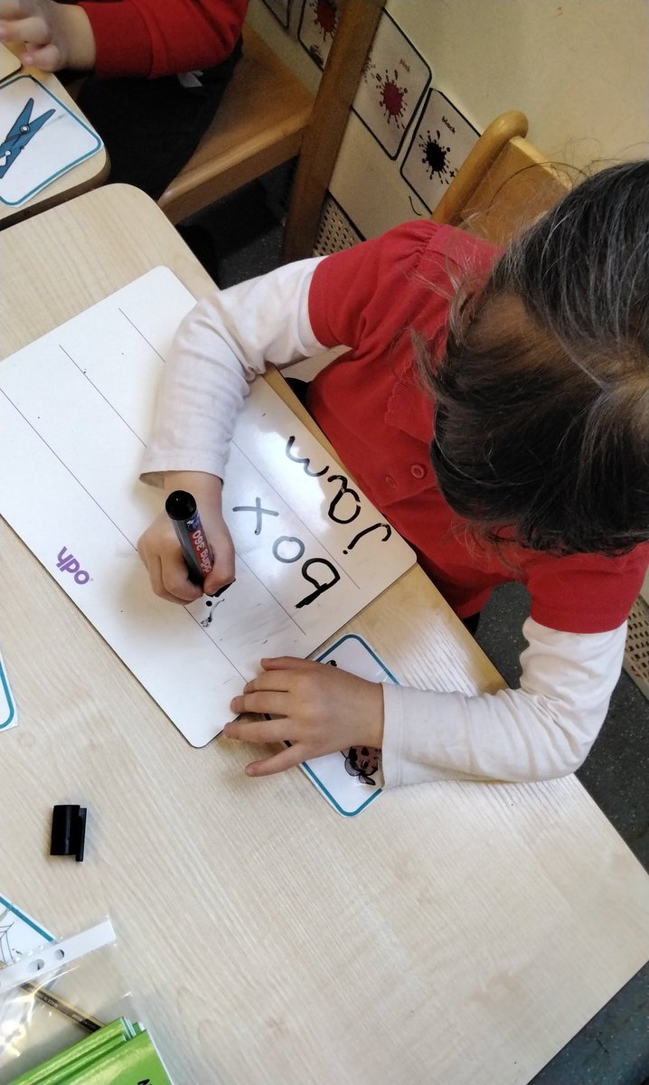 MarlboroughPrim's tweet image. Look at Reception's super writing! #EYFSWriting #ReceptionWriting #CVCWords