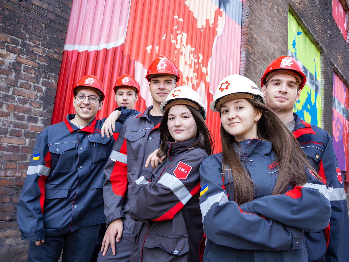 Ukrainian industry faces staffing hurdles. At SCM, following our shareholder's strategy, we invest in people. 🎓

<a href="/Metinvest_Group/">Metinvest Group</a>'s Zaporizhstal runs internships, the "First Job" programme, &amp; Metinvest Polytechnic. This is Ukraine’s Human Capital Resilience Charter commitment in