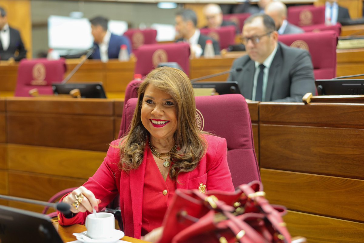 Celeste Senadora tweet media