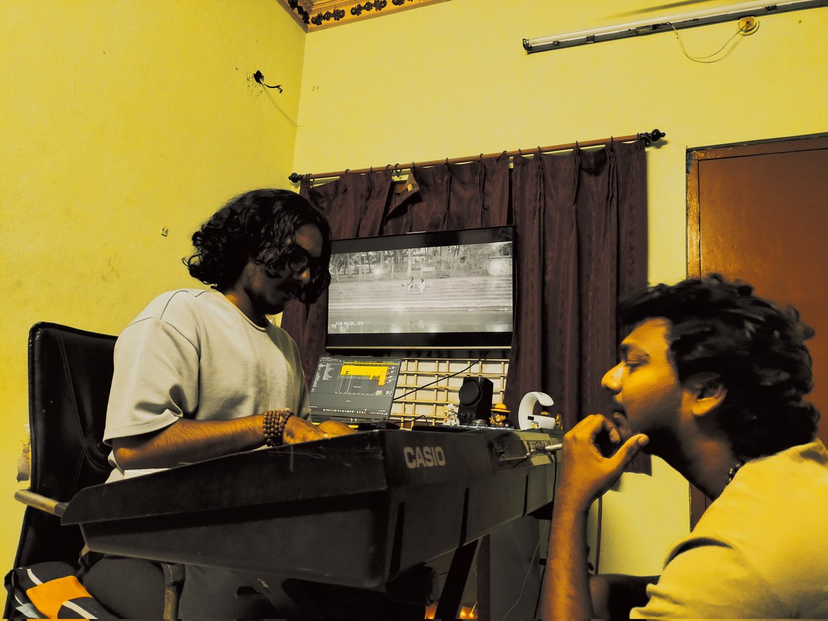 maniprince76's tweet image. Background Score work BTS of #Virgo 🪕🎹

With @4kords ♥️