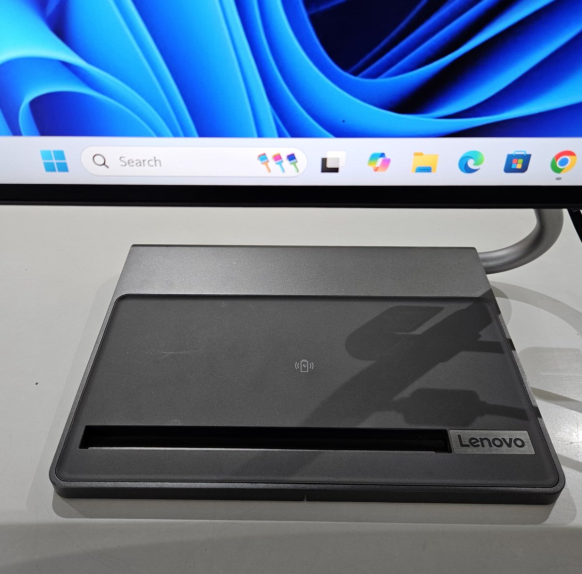 beeashara's tweet photo. Lenovo Qreator 27 Monitor
27-inch 4-Side NearEdgeless
3840 x 2160 UHD resolution
Smart Crystal Sound IPS Display
Wireless Charging stand
USB Type-C Gen 2
Available @ Kshs. 57,000/=
#WaiguruSOCA2025 #KirinyagaFinishingStrong #TheVenezuelaMission https://t.co/46NuXFIpJx