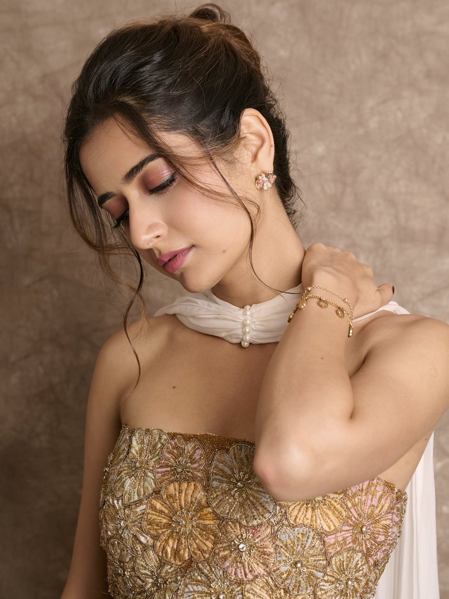 cuteactress007's tweet photo. Ashiq of #Ashika 
#AshikaRanganath 
#Gathavaibhava
#Sandalwood https://t.co/75q4hMIM0G