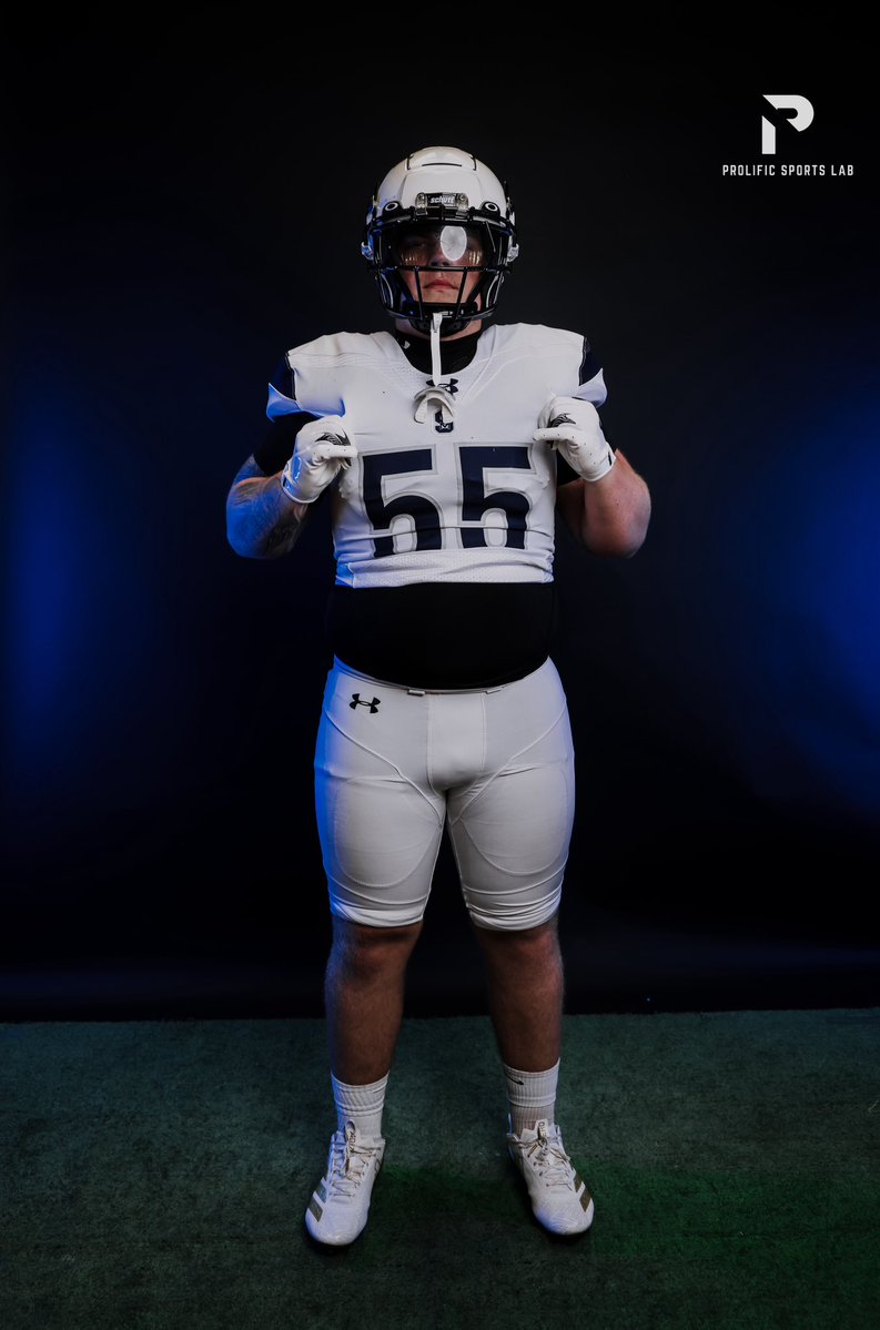 Senior tape 
Stats:
11.5 sacks 
19 tfls
2 fumble recoveries 
1TD
<a href="/Coach_Ander5on/">Coach Anderson</a> <a href="/CoachGlowa/">Coach James Glowa</a> <a href="/martin_manson3/">Martin Manson Jr.</a> <a href="/RecruitReady/">Recruit Ready</a> <a href="/STMCT_Football/">St. Thomas More Football</a> 

hudl.com/v/2SksEg