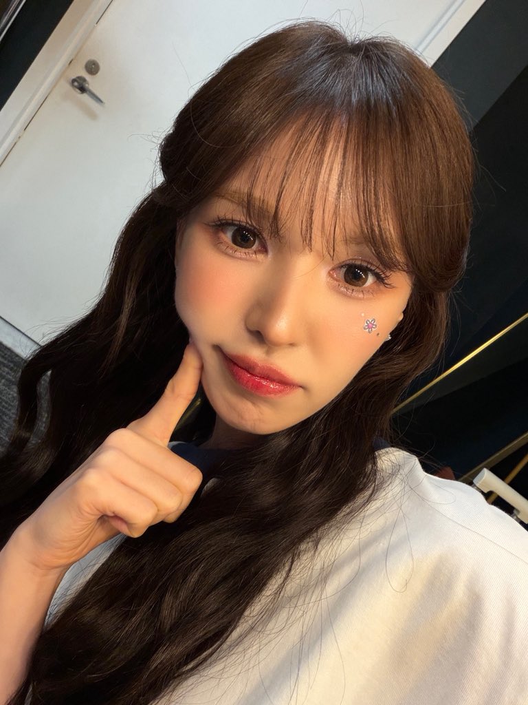 G5f_07bbcAEQbD3?format=jpg&name=medium